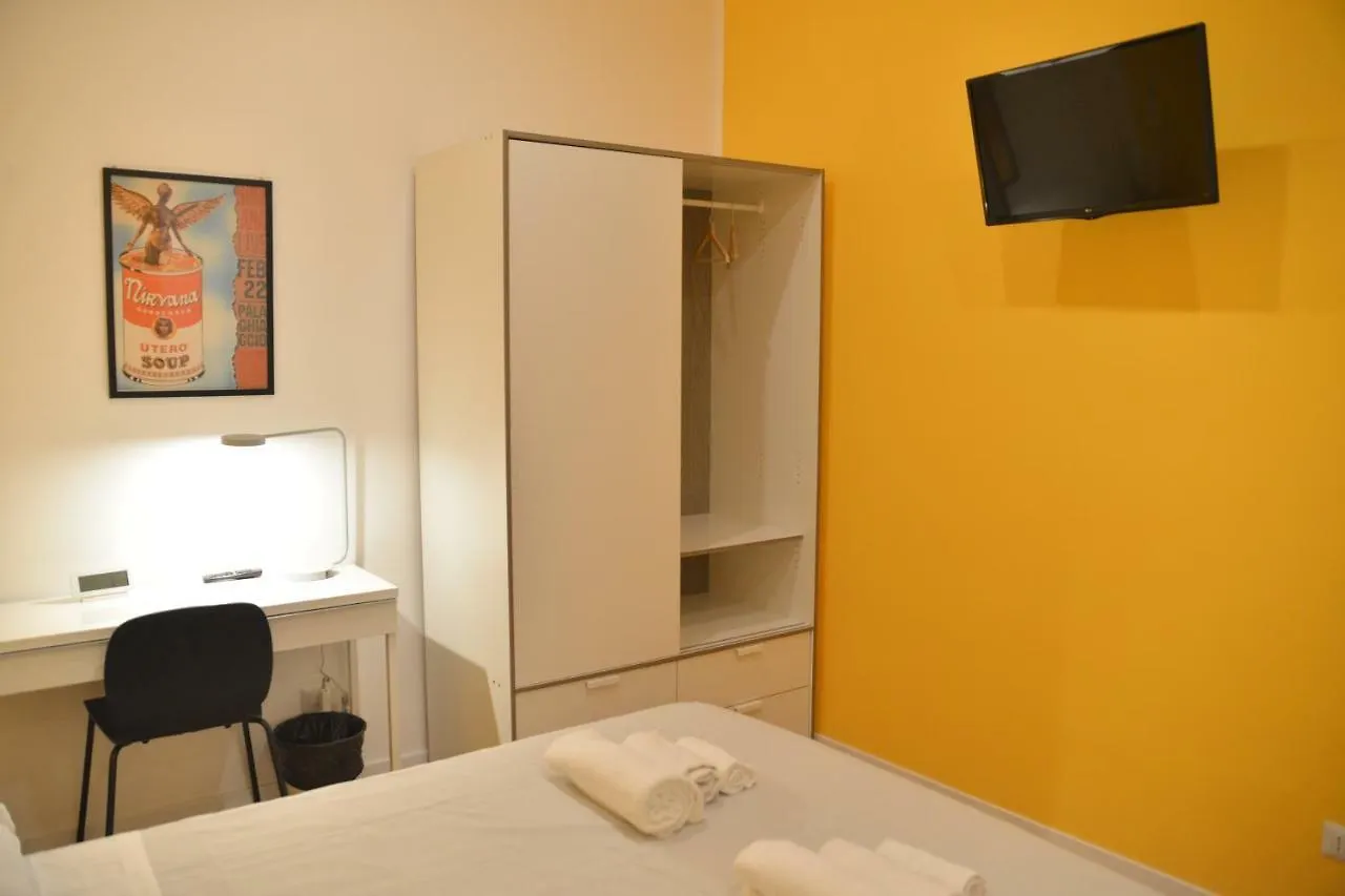 ** בית הארחה All You Need Is Rome Guesthouse איטליה